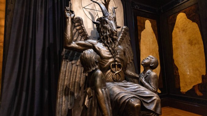 0320_satancon-preview01-scaled